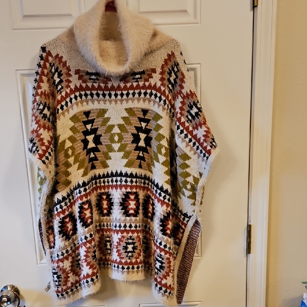 Cozy Multicolor Patterned Women's Poncho One Size